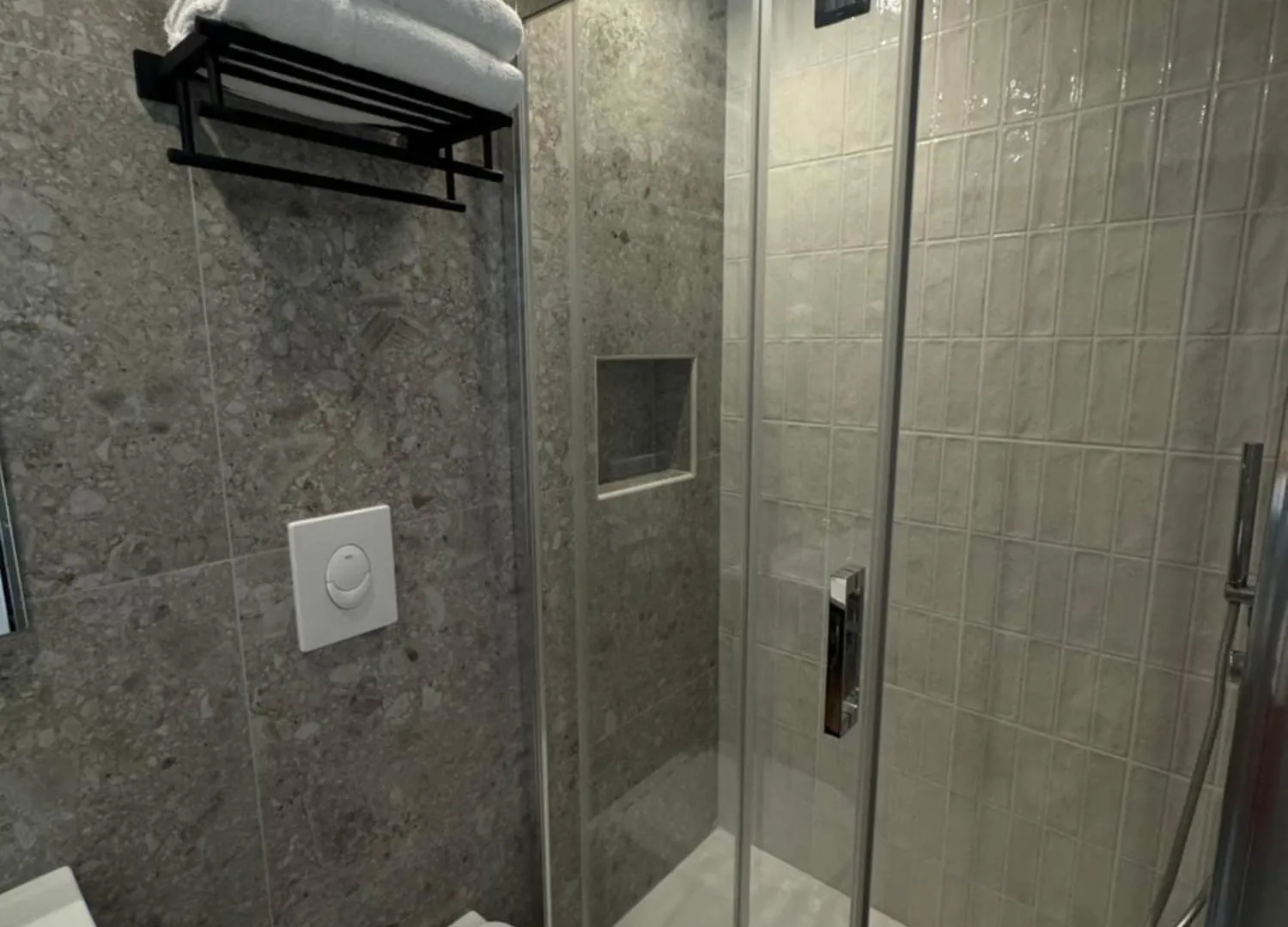 Honeycomb Guesthouse 로마 0*,